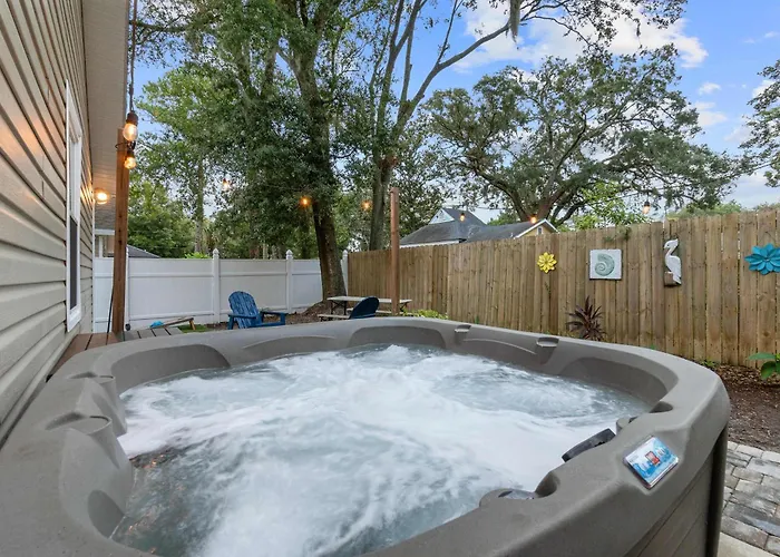 Peaceful Pearl Retreat- 5 Minutes To Downtown, 10 Minutes To Beach St. Augustine